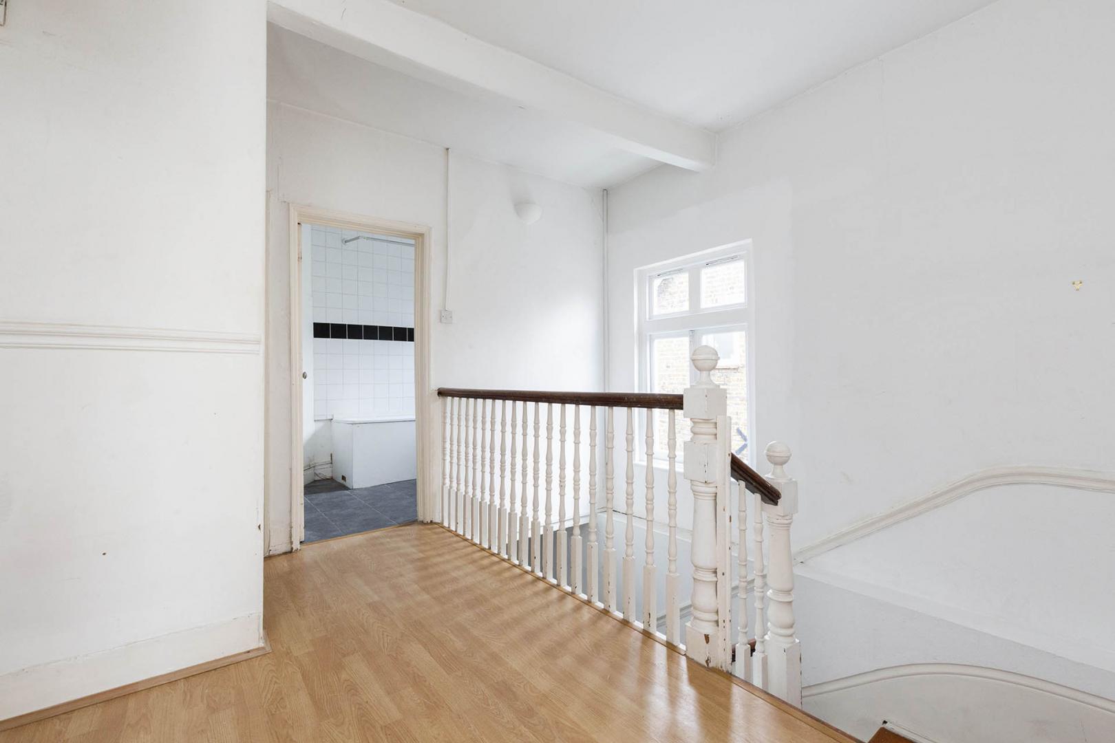 Stunning Sharers Apartment Acol Road, South Hampstead